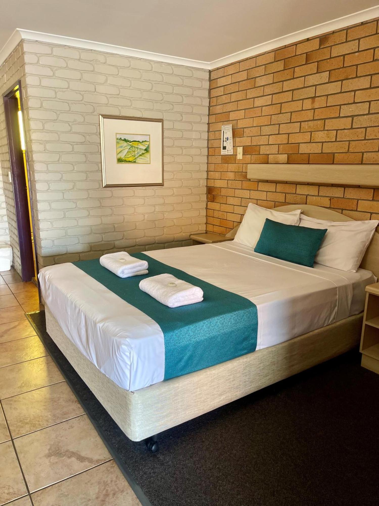 Castle Motor Lodge Μπόουεν Εξωτερικό φωτογραφία