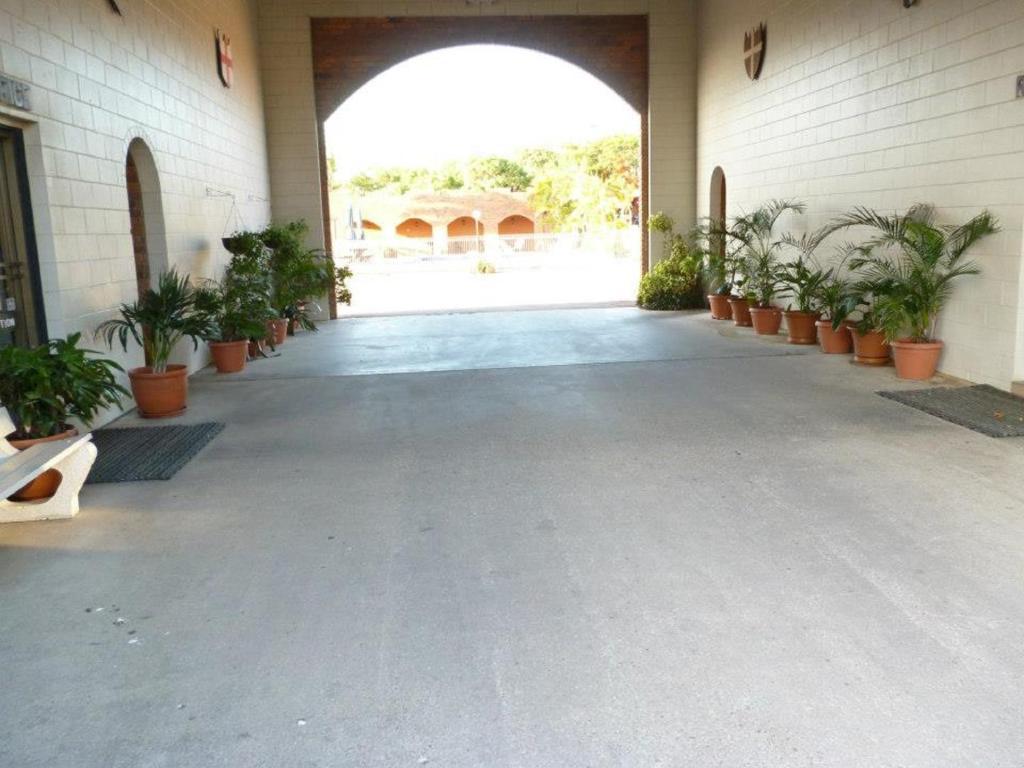 Castle Motor Lodge Μπόουεν Εξωτερικό φωτογραφία