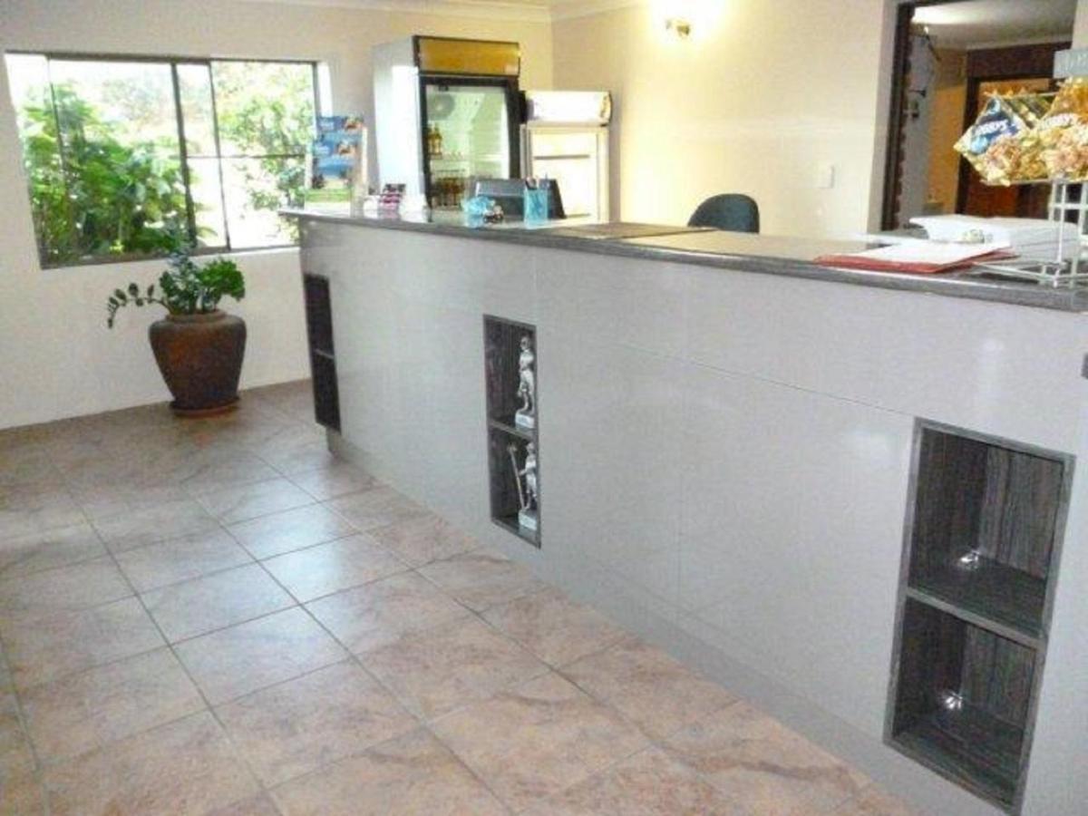 Castle Motor Lodge Μπόουεν Εξωτερικό φωτογραφία